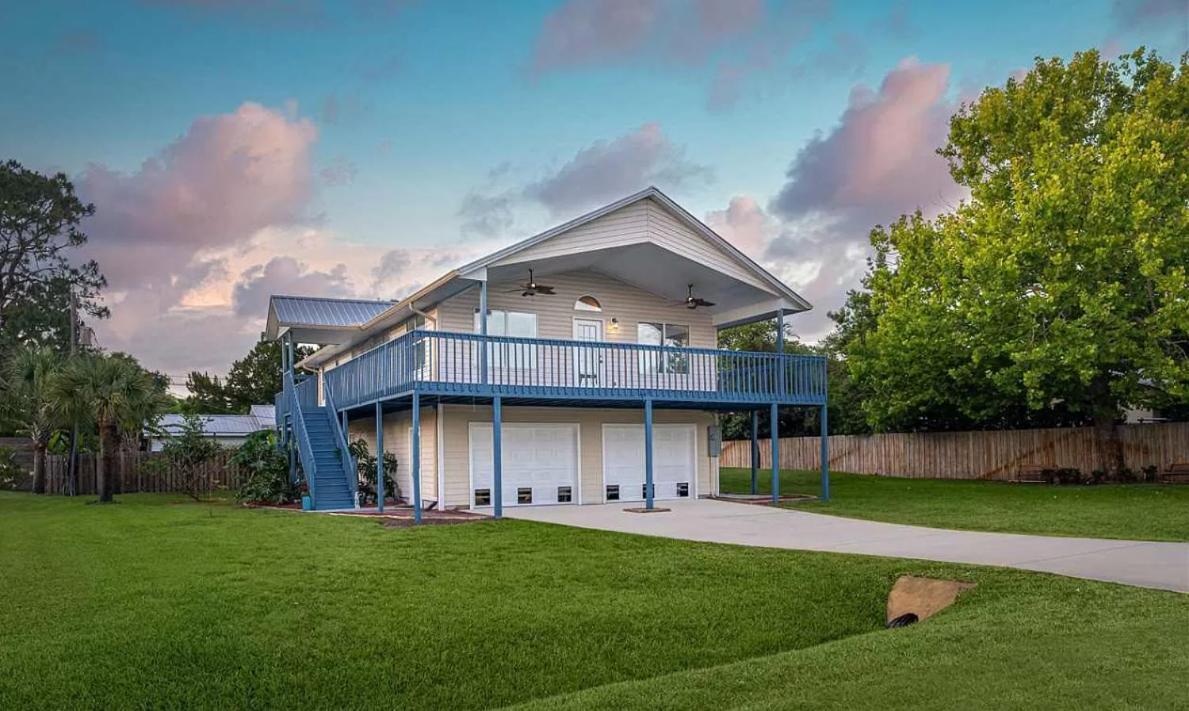 Five Bedroom Home In The Heart Of St Aug Beach Сент Августин Екстериор снимка