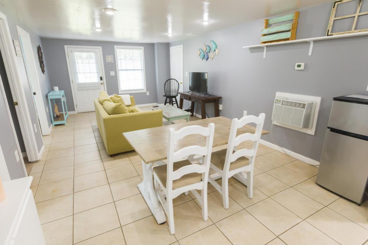 Five Bedroom Home In The Heart Of St Aug Beach Сент Августин Екстериор снимка